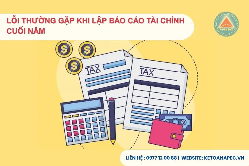 Hình ảnh Kế toán lập báo cáo tài chính cuối năm trên máy tính